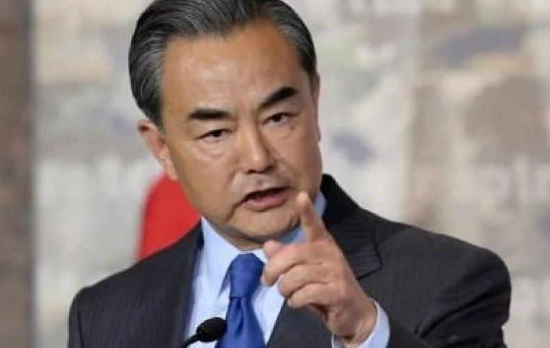 China FM calls on US to lift sanctions against Afghanistan