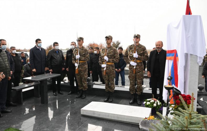 President Harutyunyan took part in the opening ceremony of monuments which perpetuate the memory of the Heroes of Artsakh David Grigoryan and Hakob Harutyunyan