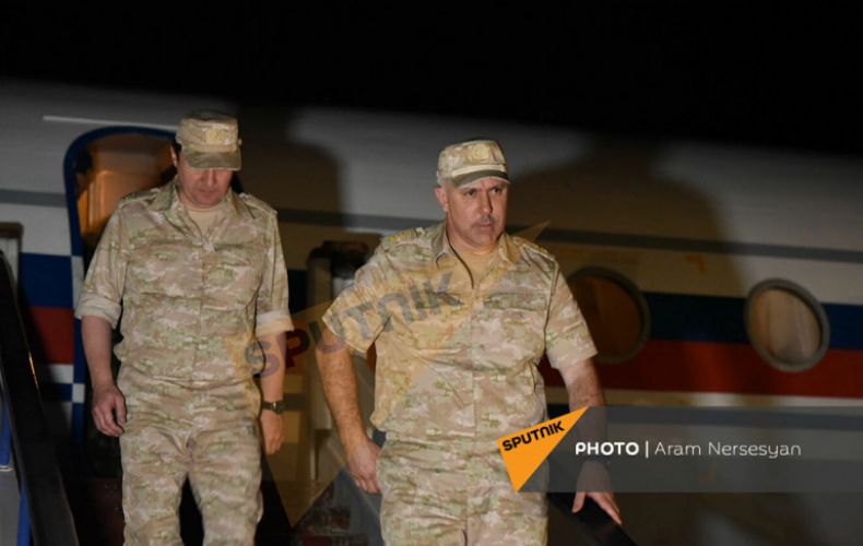 Генерал Мурадов летит из Баку в Ереван: на борту 
