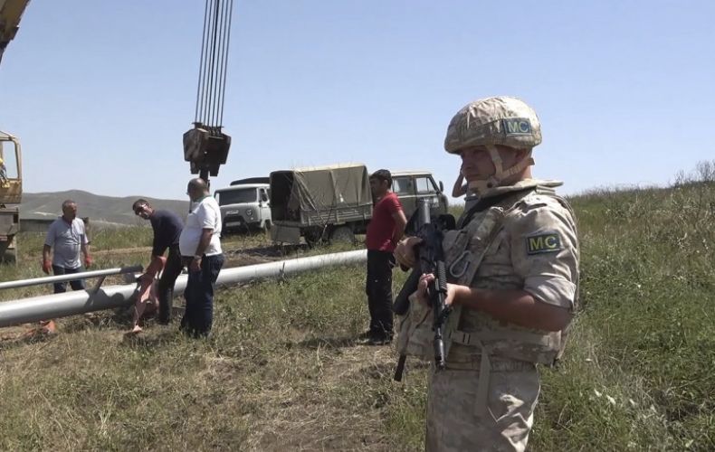 Российские миротворцы обеспечили безопасность работ при восстановлении ЛЭП в Шушинском районе: Минобороны РФ