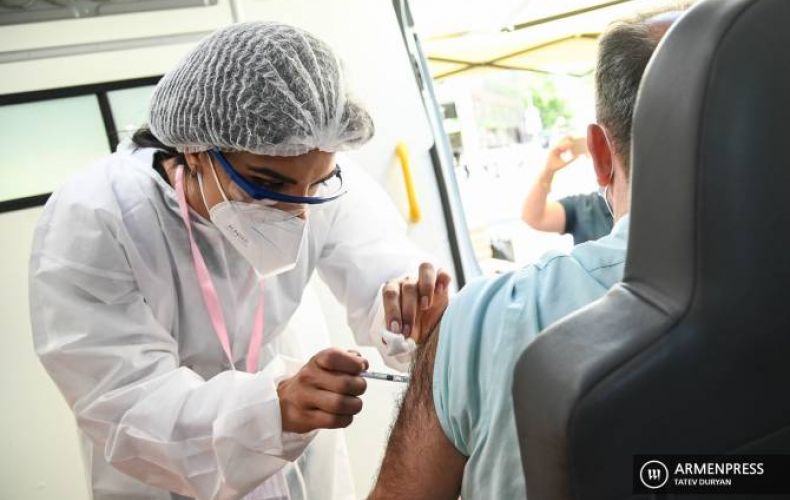 Иностранцы в Армении составляют 1,6% от числа вакцинированных двумя дозами