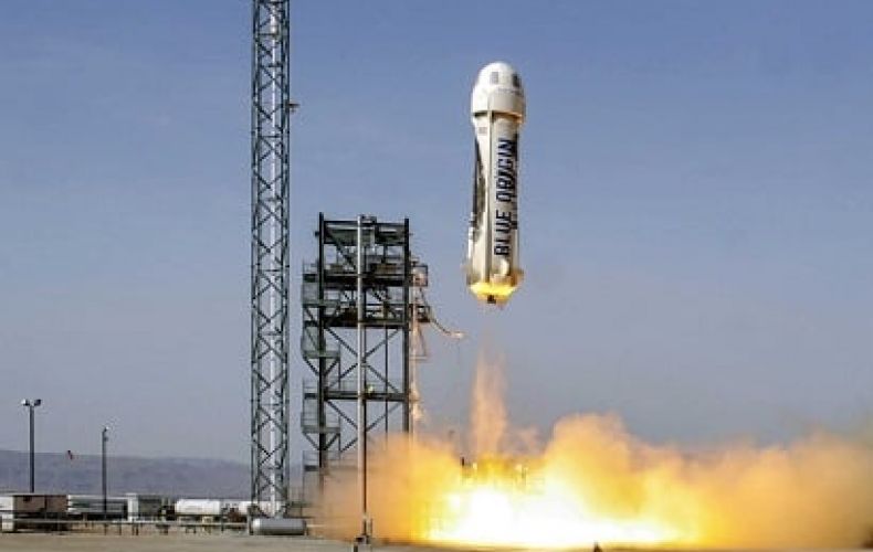 New Shepard rocket makes suborbital flight with tourists