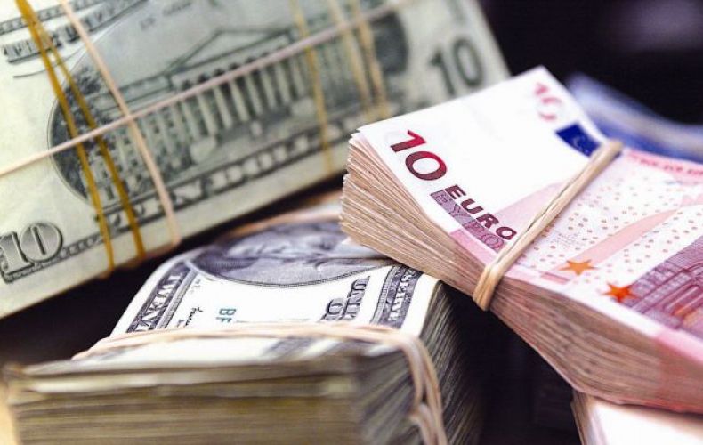 Dollar drops again in Armenia