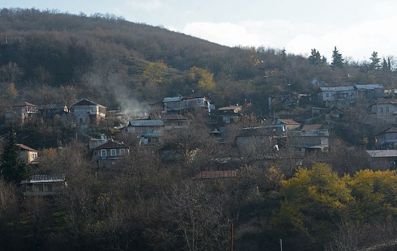 12 displaced families settled in Krasni. Head of Community