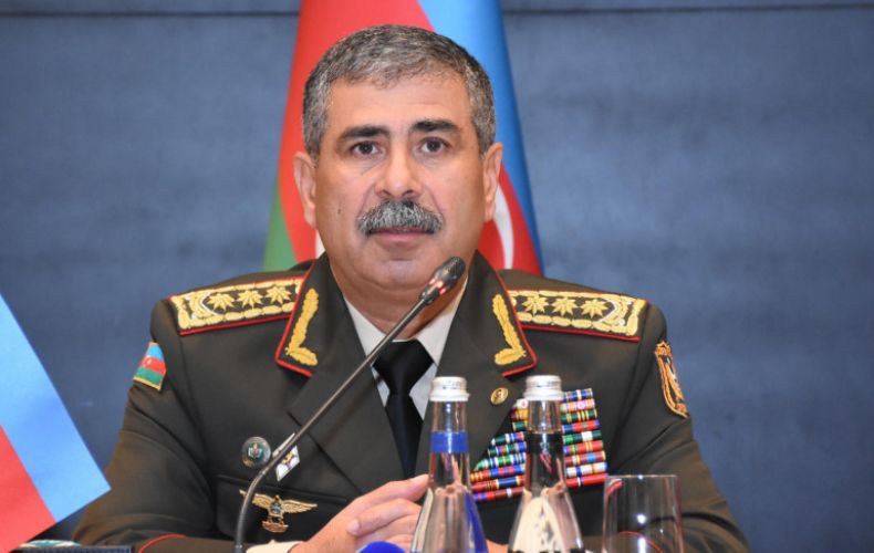 Министр обороны Азербайджана посетит Иран