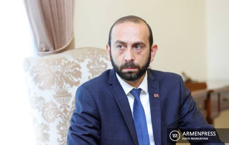 Для нас вопрос Нагорного Карабаха - вопрос не территории, а прав: Арарат Мирзоян
