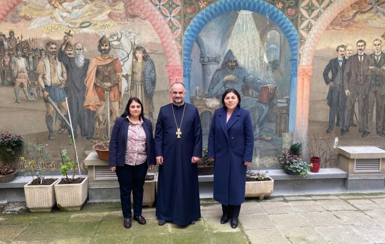 Advisers to the President of Artsakh met with the newly elected Primate of the Armenian Diocese of France