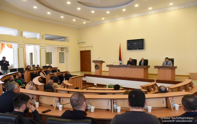   President Harutyunyan presented in the National Assembly the latest developments in the military-political situation