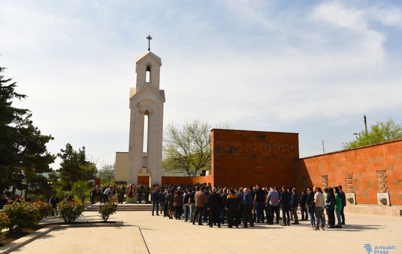 В Степанакерте почтили память невинных жертв Геноцида армян