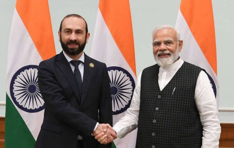 Armenia FM meets with India PM