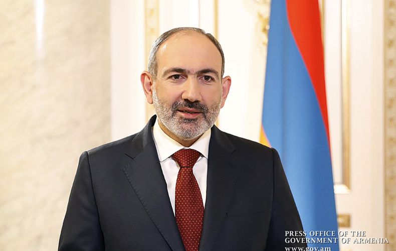 Премьер-министр Армении поздравил президентов стран СНГ с Великой Победой