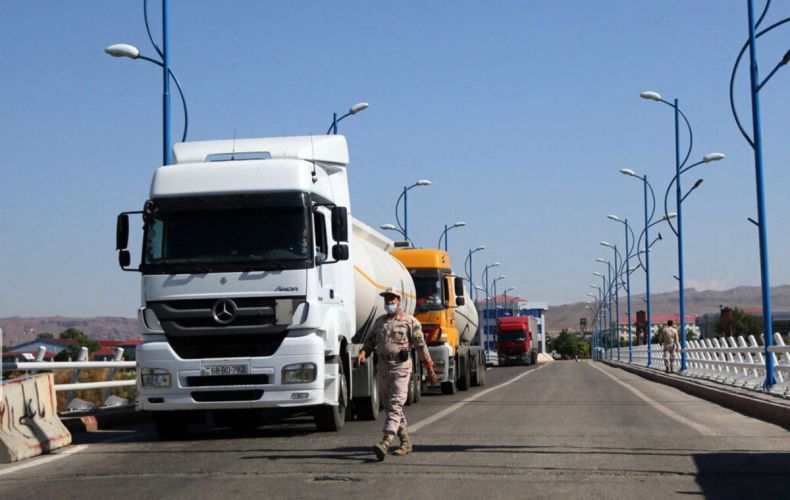 Иран и Армения договорились устранить проблемы с грузоперевозками