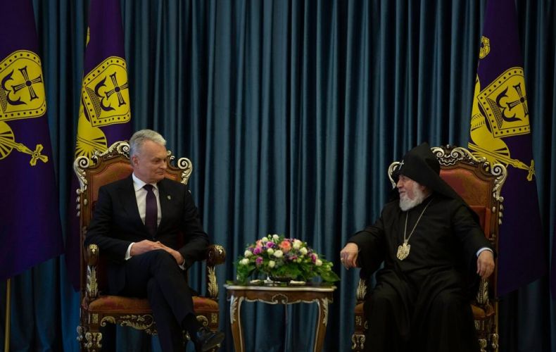 Католикос всех армян обсудил с президентом Литвы ситуацию в регионе