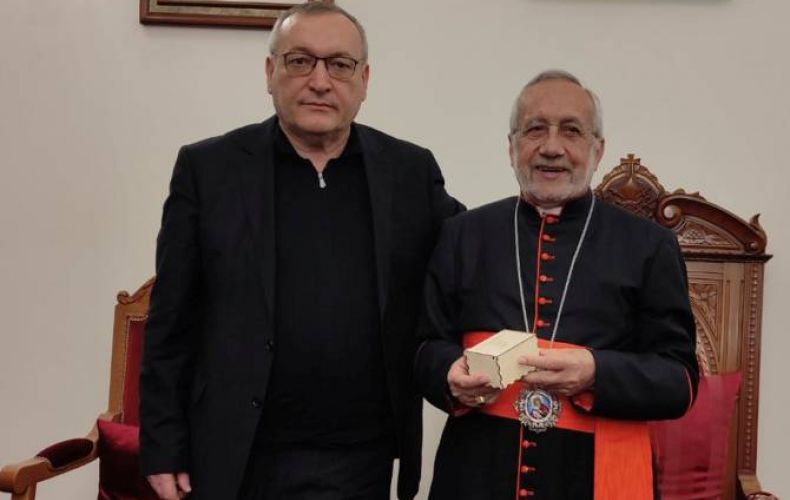 Возглавляемая председателем НС делегация встретилась с католикосом-патриархом Дома Киликийского Армянской Католической Церкви Рафаелом Петросом XXI
