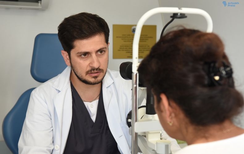 Офтальмологи из Еревана проводят обследования и консультации в Арцахе