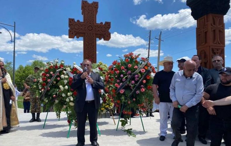 Ախուրյանում բացվեց 44-օրյա պատերազմի զոհերի հիշատակին նվիրված հուշահամալիր ու Զինվորի պուրակ

