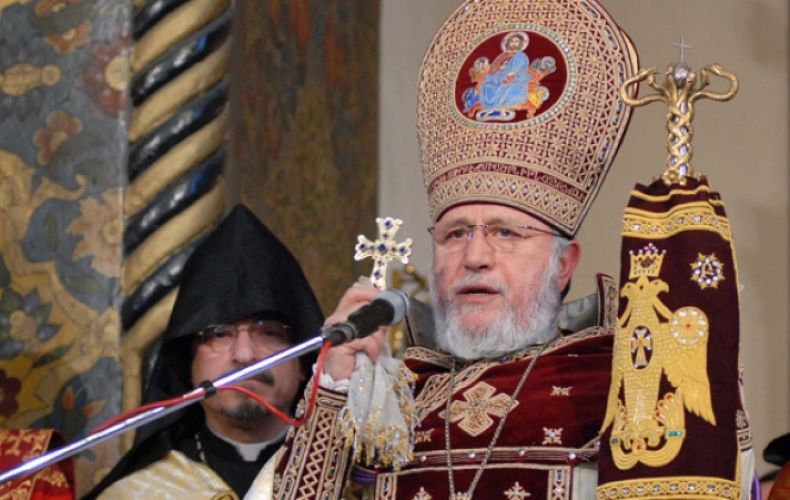 Praying for the Peace of Souls of the Blast Victims: Catholicos Karekin II