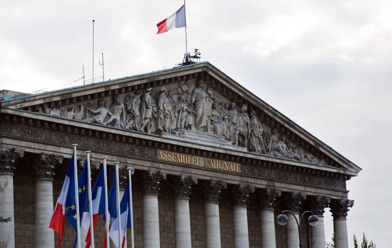 Ֆրանսիայի Ազգային ժողովը հետաձգել է Ադրբեջանի` Հայաստանի դեմ ագրեսիան դադարեցնելու մասին բանաձեւի քննարկումը

