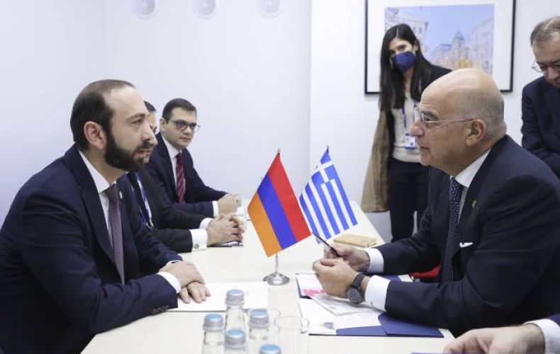 Министр ИД Армении в Лодзи встретился с греческим коллегой