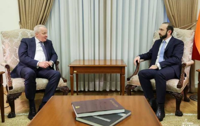 Armenian FM, Russian Ambassador discuss bilateral relations