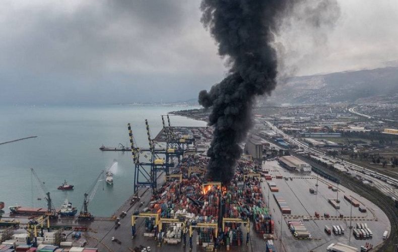 Թուրքիայի նավահանգիստներից մեկում երկրաշարժից հետո հրդեհ է բռնկվել. այն մարել չի հաջողվում