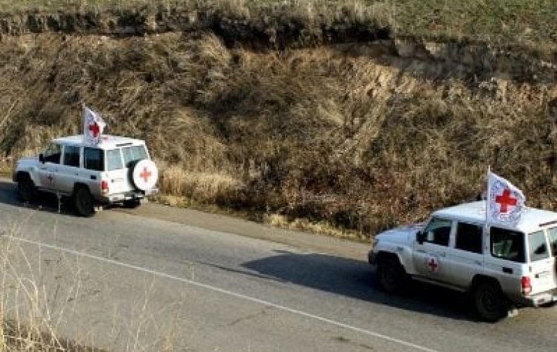 При посредничестве и сопровождении Красного Креста в Армению были перевезены еще 17 граждан