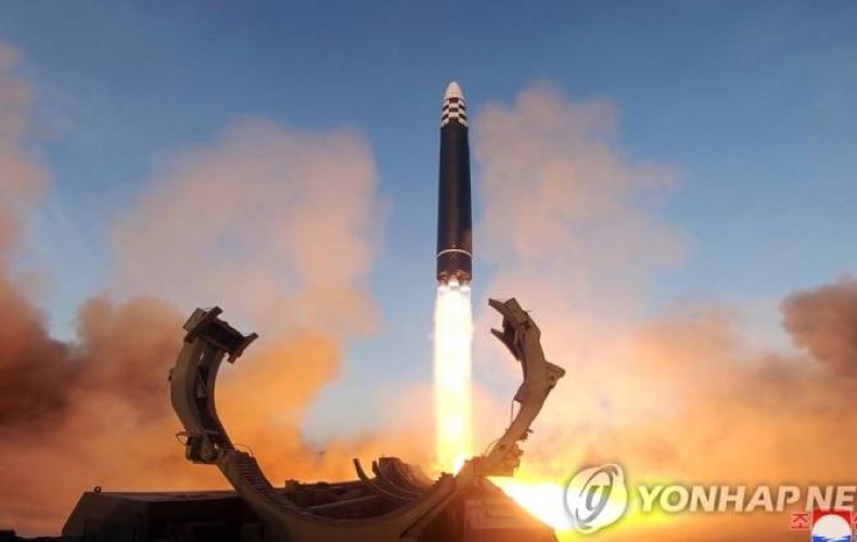 КНДР запустила межконтинентальную баллистическую ракету в ответ на переговоры Сеул-Токио и учения Вашингтон-Сеул