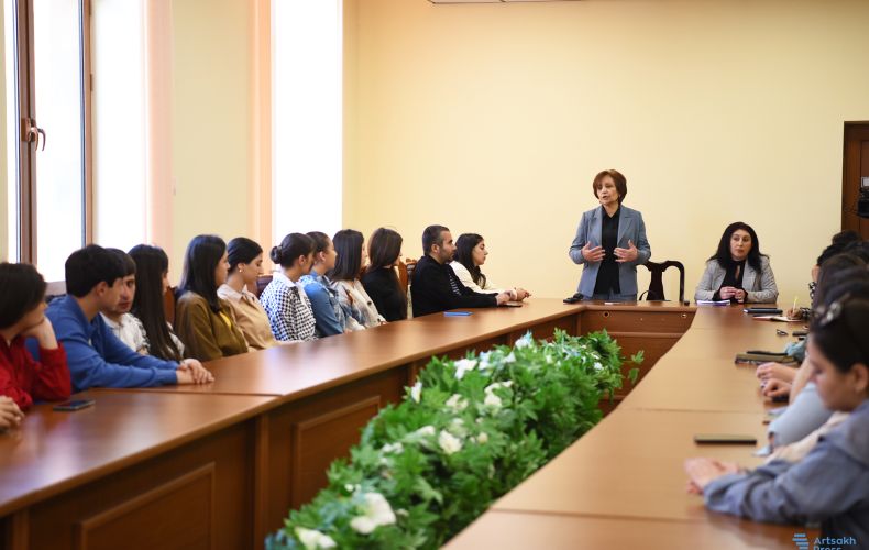 В АрГУ организована дискуссия на тему «Армянское историко-культурное наследие на оккупированных территориях и вызовы»