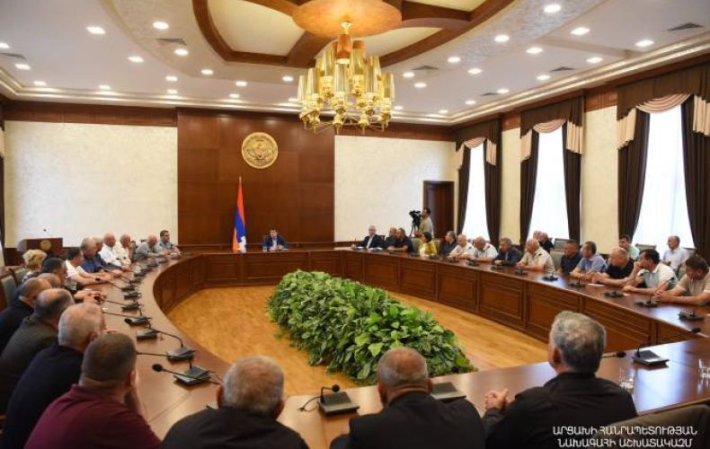 President Harutyunyan meets with freedom fighters, Afghan War veterans, army reserve officers
