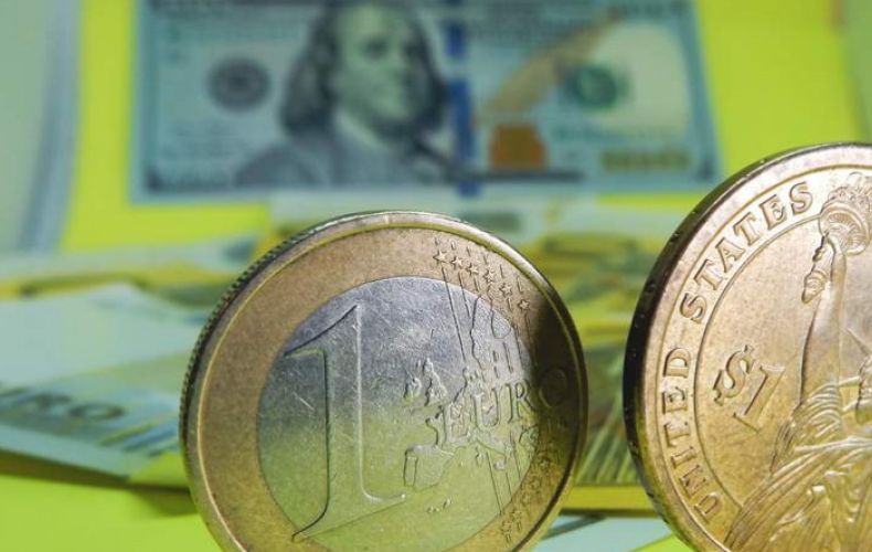 Դոլարի, եվրոյի և ռուբլու փոխարժեքն` այսօր
