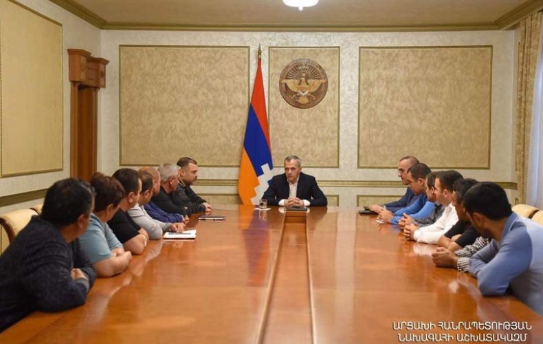 Artsakh Republic President meets with  group of displaced residents of Hadrut