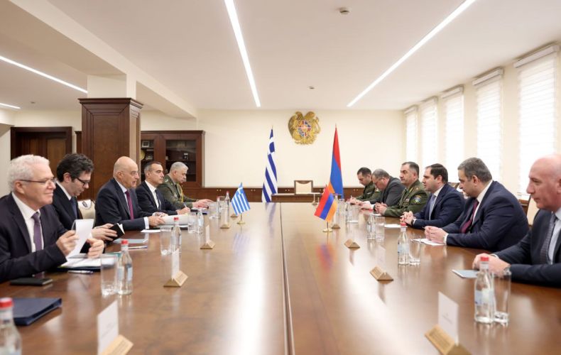 Հայաստանի և Հունաստանի պաշտպանության նախարարները քննարկել են համագործակցության մի շարք նոր ուղղություններ
